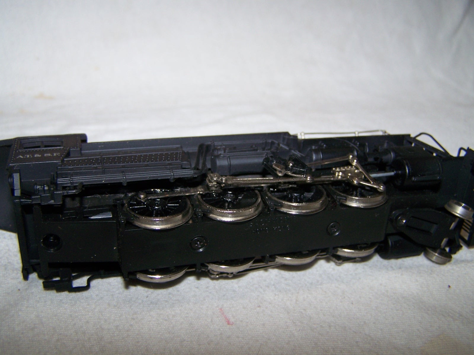 Bachmann #0651 HO Scale 2-8-0 Consolidation Santa Fe(DC)