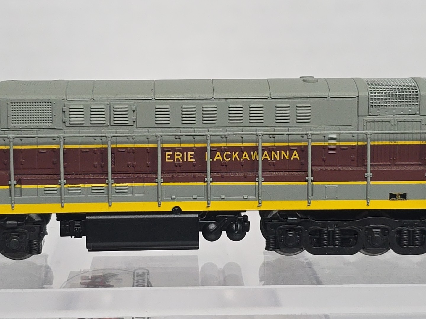 N Scale Atlas 49601 DC/DCC Erie Lackawanna 1857 H24-66 FM Trainmaster Diesel