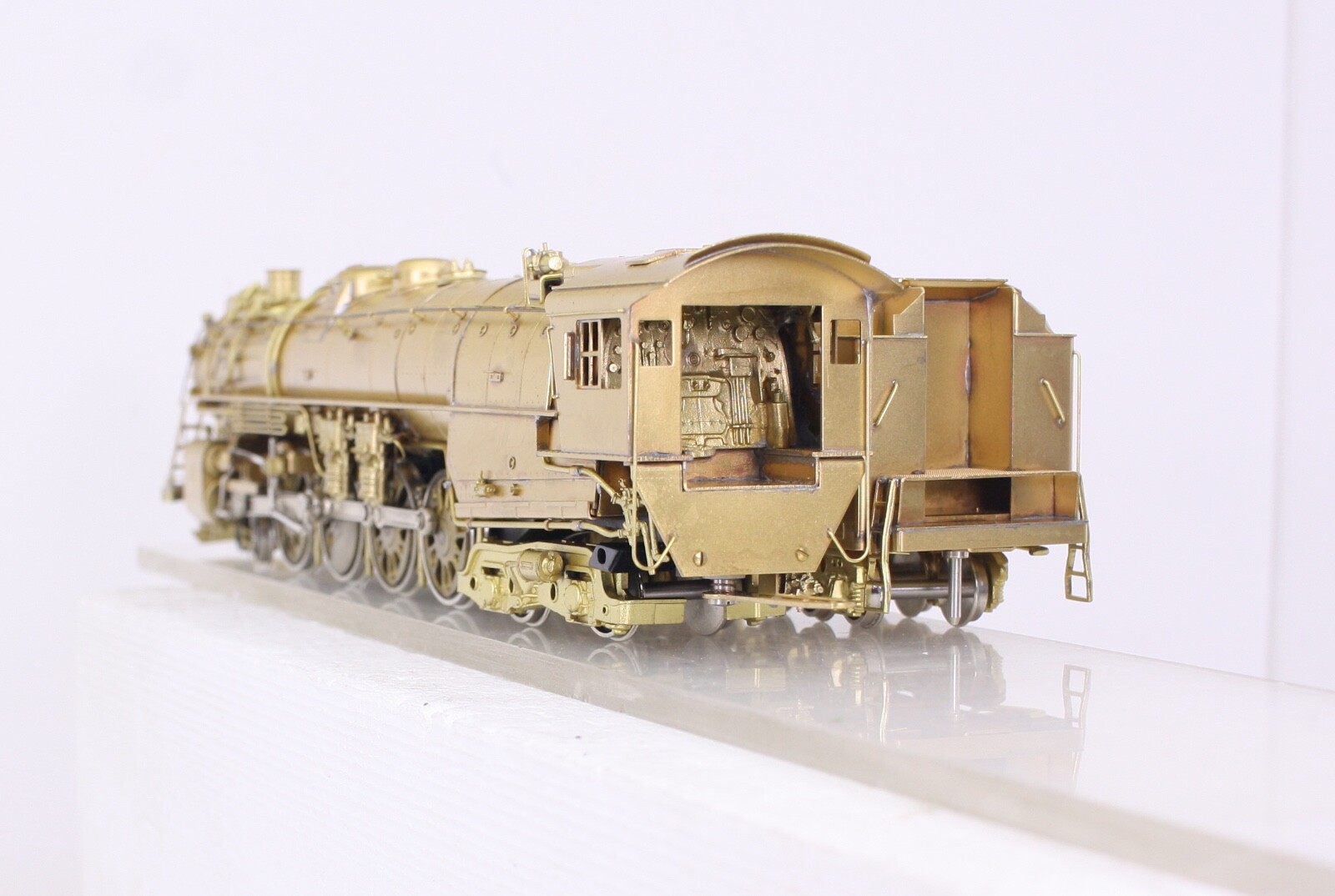 HO Brass Pacific Fast Mail Crown Northern Pacific 4-8-4 Class A-3 Excellent