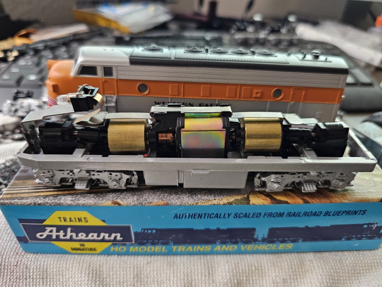 ATHEARN 3249 WESTERN PACIFIC F7A SUPER POWERED Diesel Locomotive C8