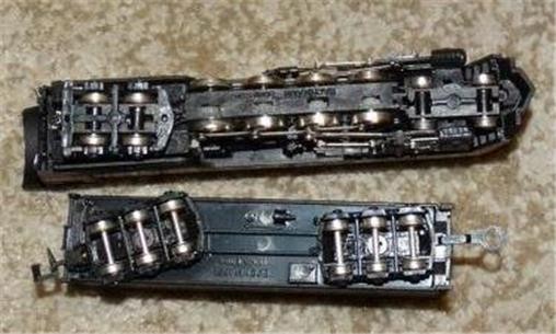 BACHMANN N CLASS J NORFOLK and WESTERN 4-8-4 STEAM LOCOMOTIVE & TENDER