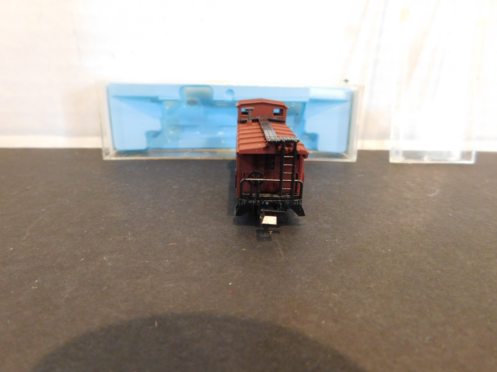 Atlas N Scale A.T.&S.F. Santa Fe Caboose #2271
