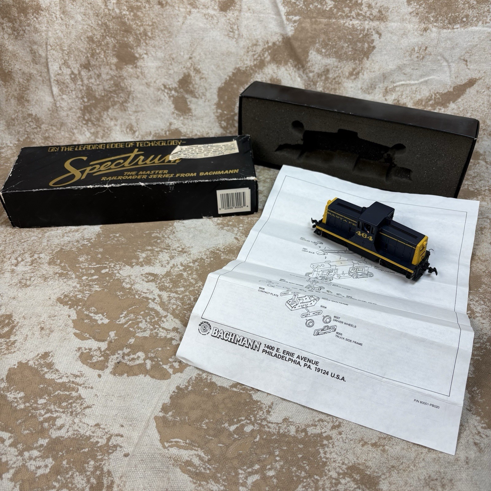 Bachmann Spectrum HO Santa Fe SF 44Ton Switcher #464 Blue Yellow