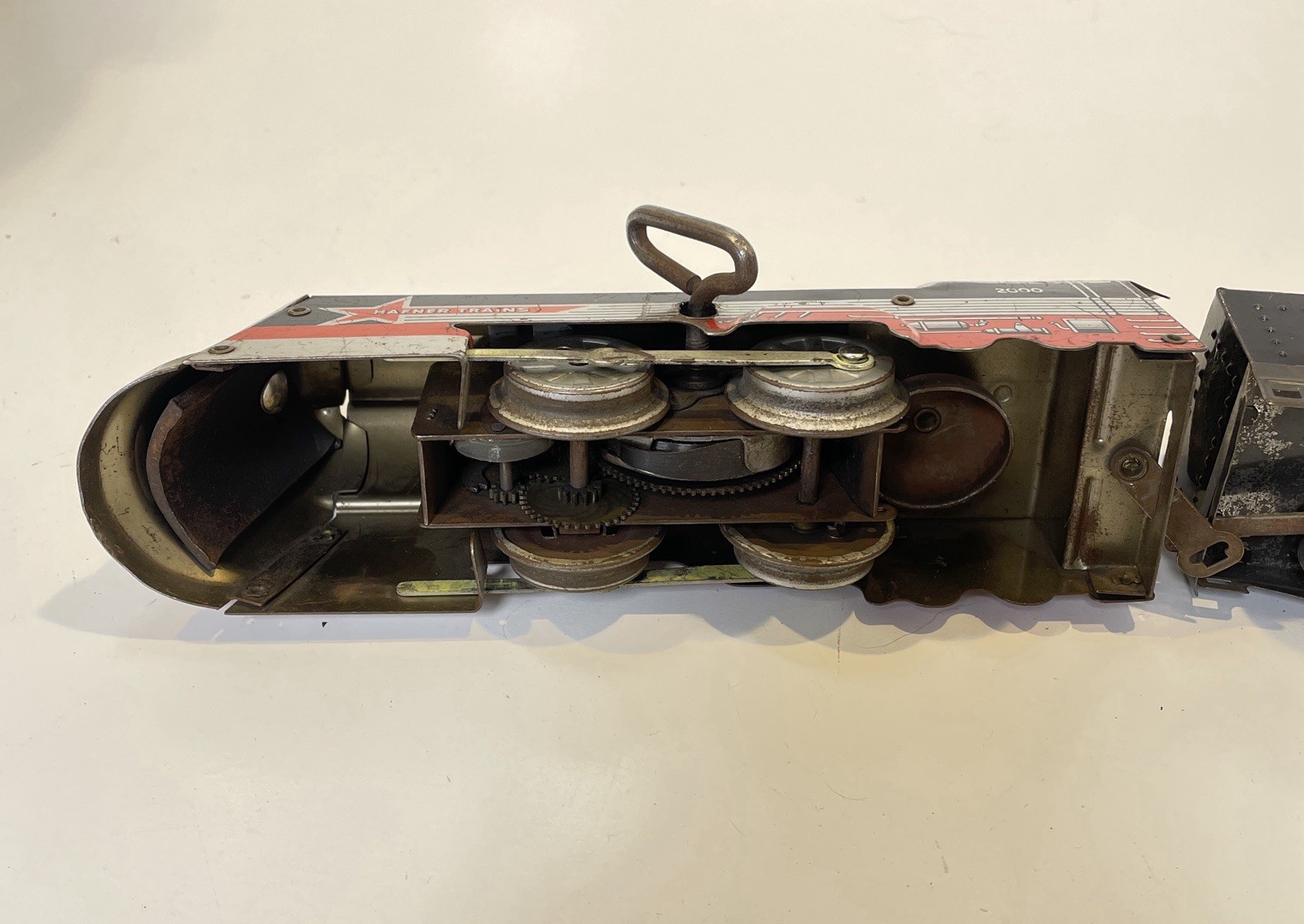 Vintage HAFNER TRAINS #2000 Tin O-Gauge Wind-Up Locomotive & Tender – Working