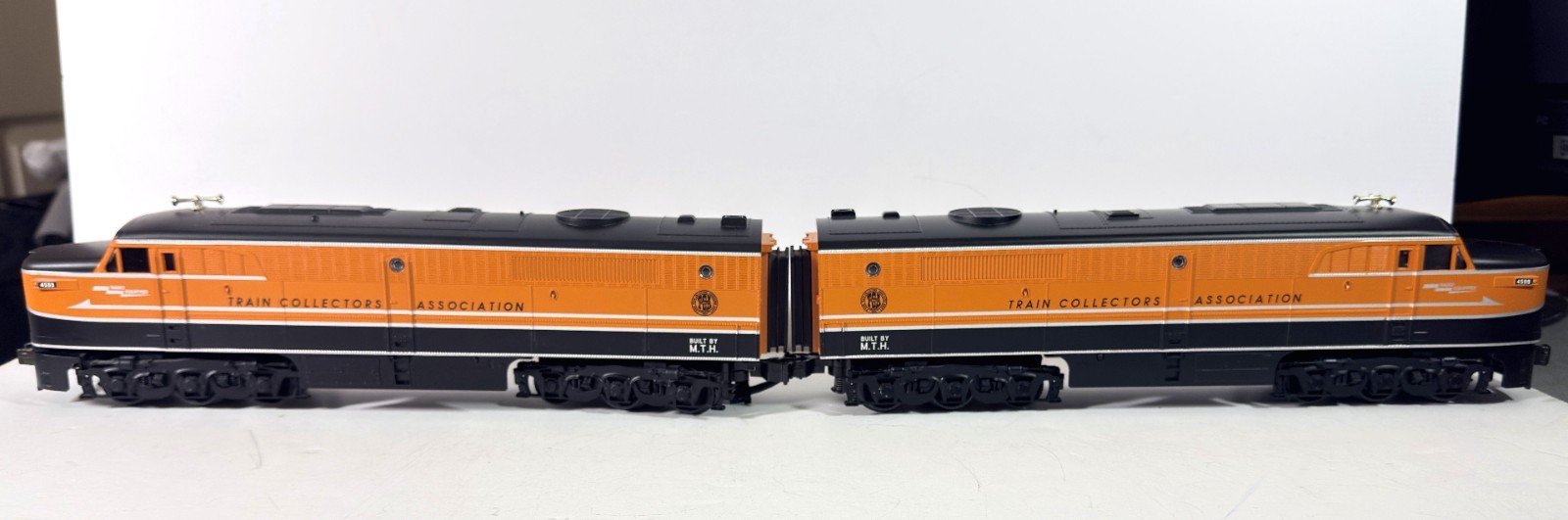 MTH RAIL KING 30-2172-1 ALCO PA AA SET -Proto-1 – TCA 1999 Conv-LN-New Battery