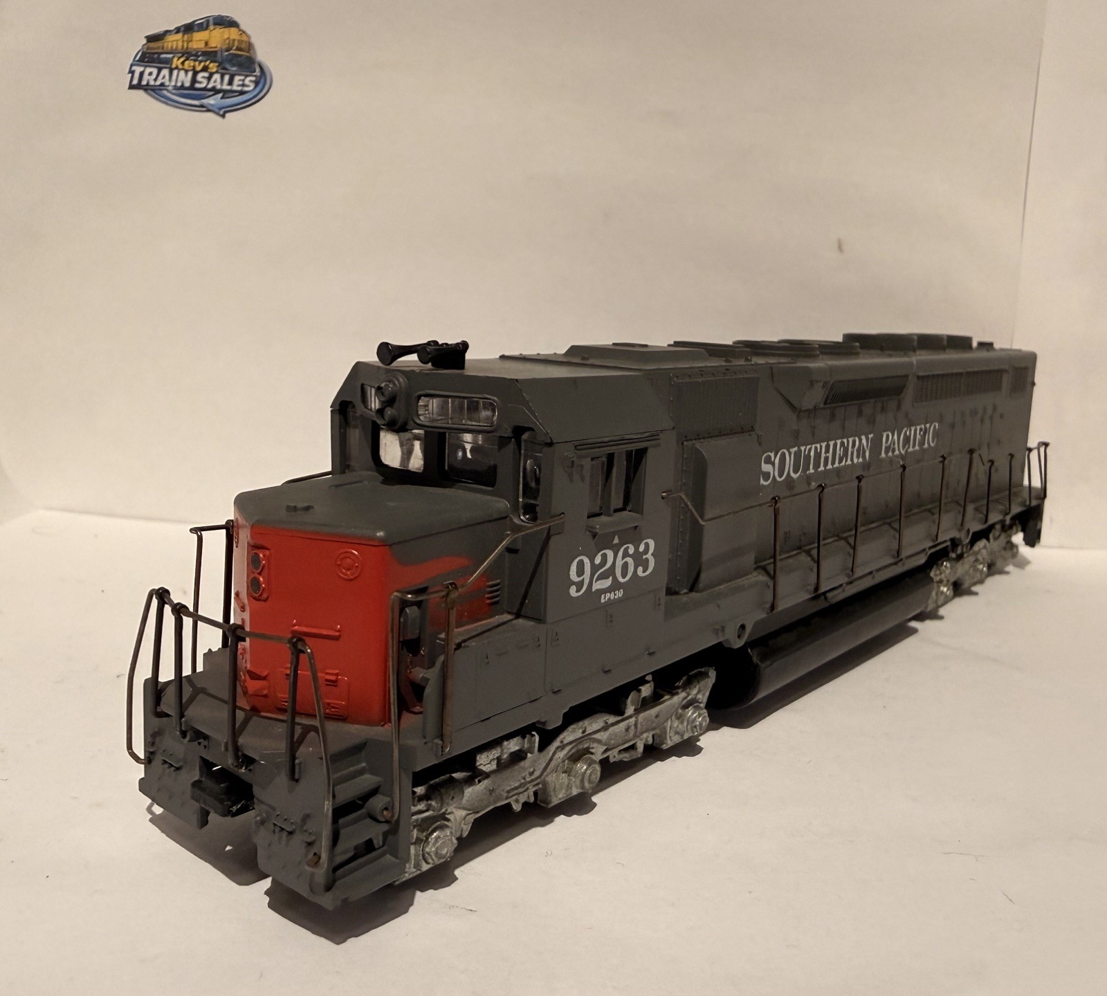 HO Athearn Southern Pacific Dummy Diesel #9263 Non Powered Read