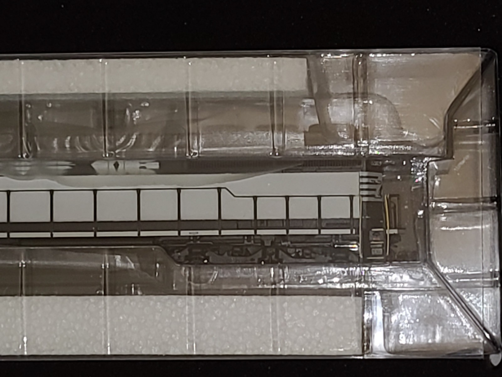 ATHEARN GENESIS HO SCALE SD60M “TRI-CLOPS” LOCOMOTIVE (DCC/SOUND) NS ATHG75612