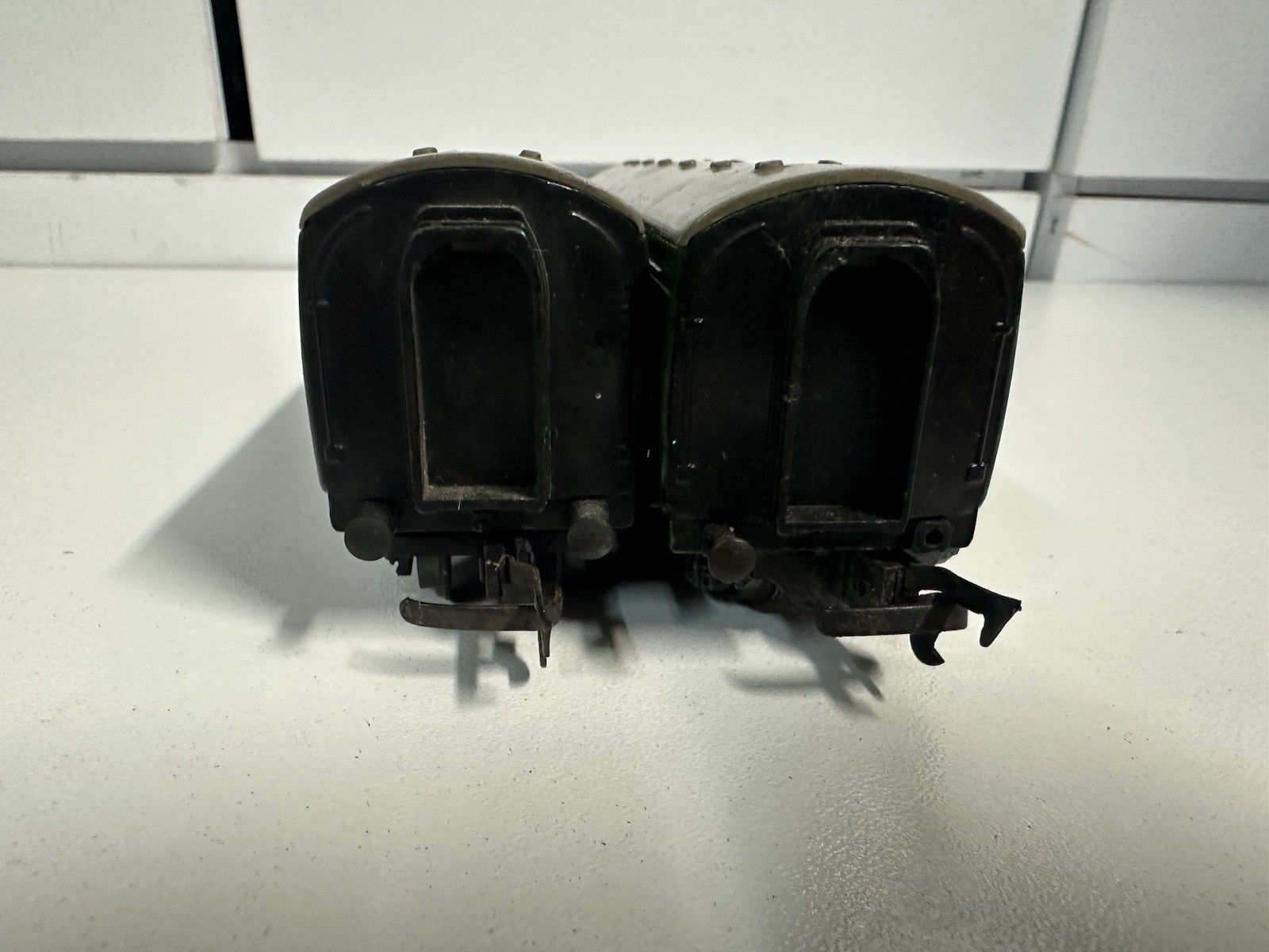 TRIANG R158 CLASS 101 DMU POWER CAR AND DUMMY CAR BR GREEN