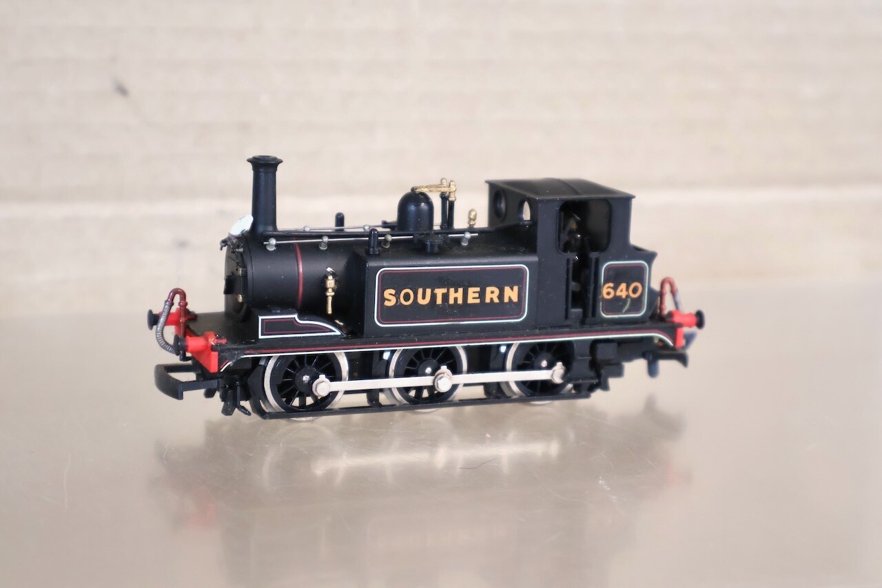 DAPOL D71 RE NUMBERED SOUTHERN SR 0-6-0 TERRIER CLASS TANK LOCOMOTIVE 640 ol