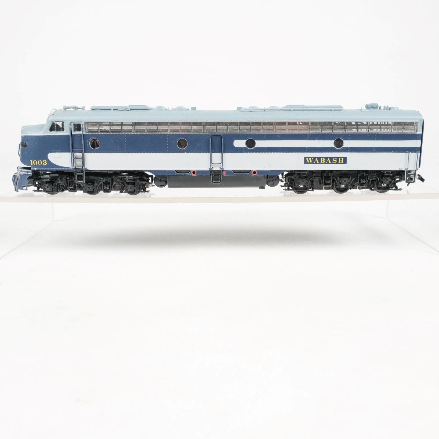Proto 2000 HO Scale Wabash #1003 E8/E9 Diesel Locomotive DC Powered