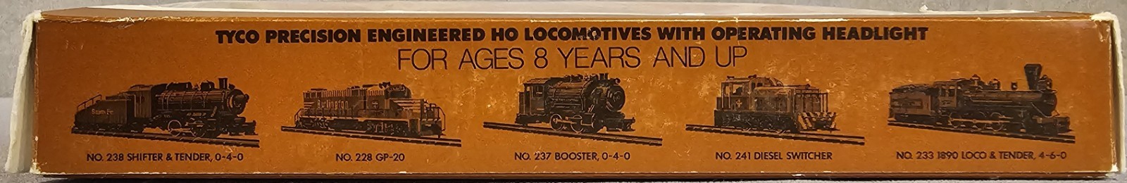 TYCO HO Rock Island Railroad Sharknose Diesel Locomotive