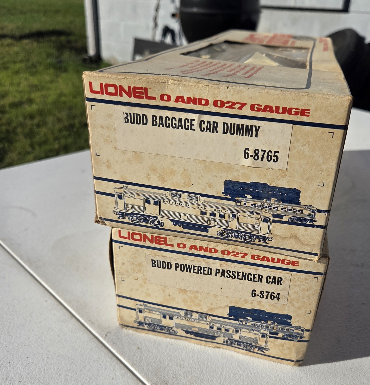 Lionel 6-8764 & 6-8765 Budd RDC4 Powered Passenger Car & Dummy Baggage Vintage
