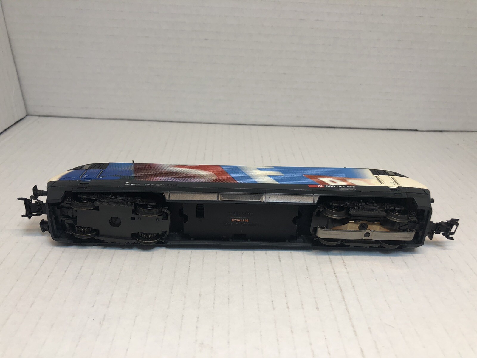 Marklin 34618 HO – Series 460 “Swiss Television” Electric Locomotive Set