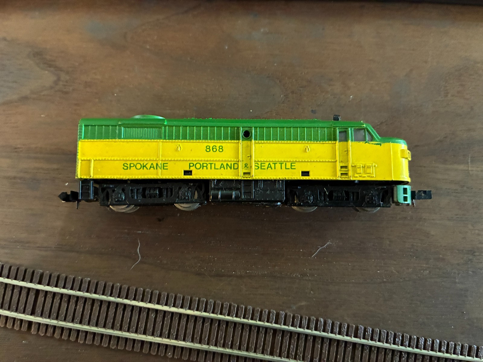 [T-N] N SCALE SPOKANE PORTLAND & SEATTLE #868 Yugoslavia RSO Working!