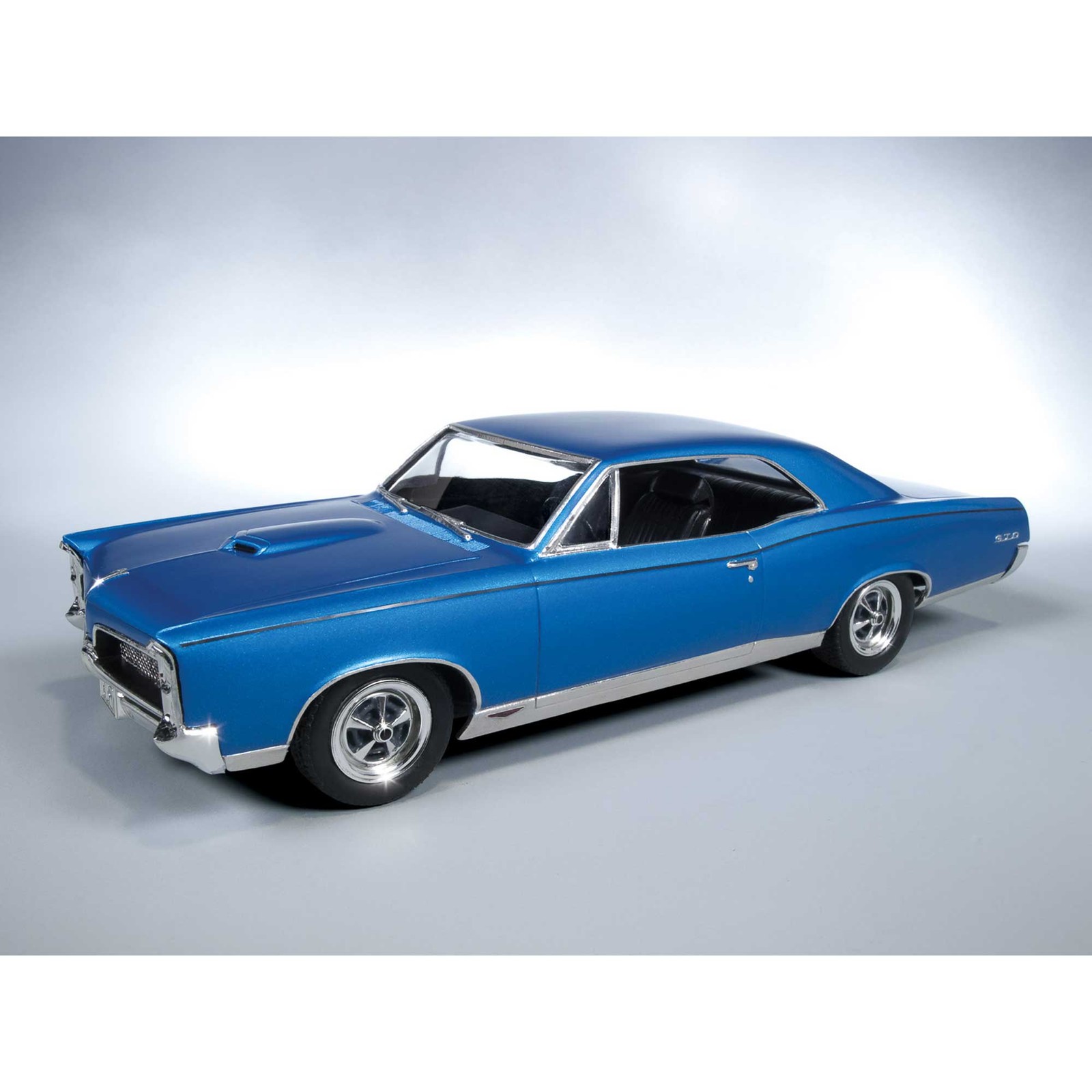 MPC 1/24 1967 Pontiac GTO MPC710 Plastics Car/Truck 1/24-1/25