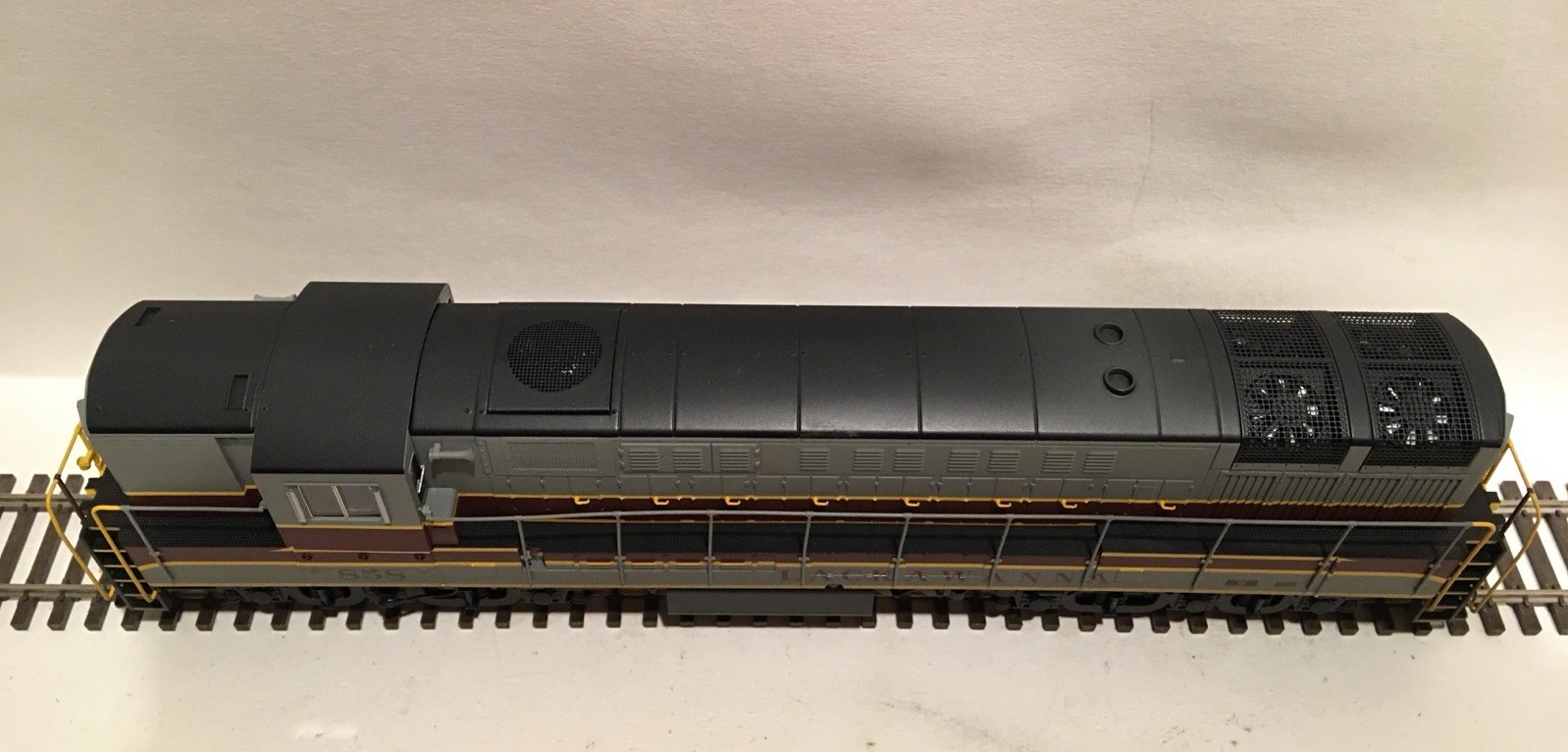 HO Atlas 7806 Lackawanna Train Master Diesel Locomotive DL&W #858 Weathered