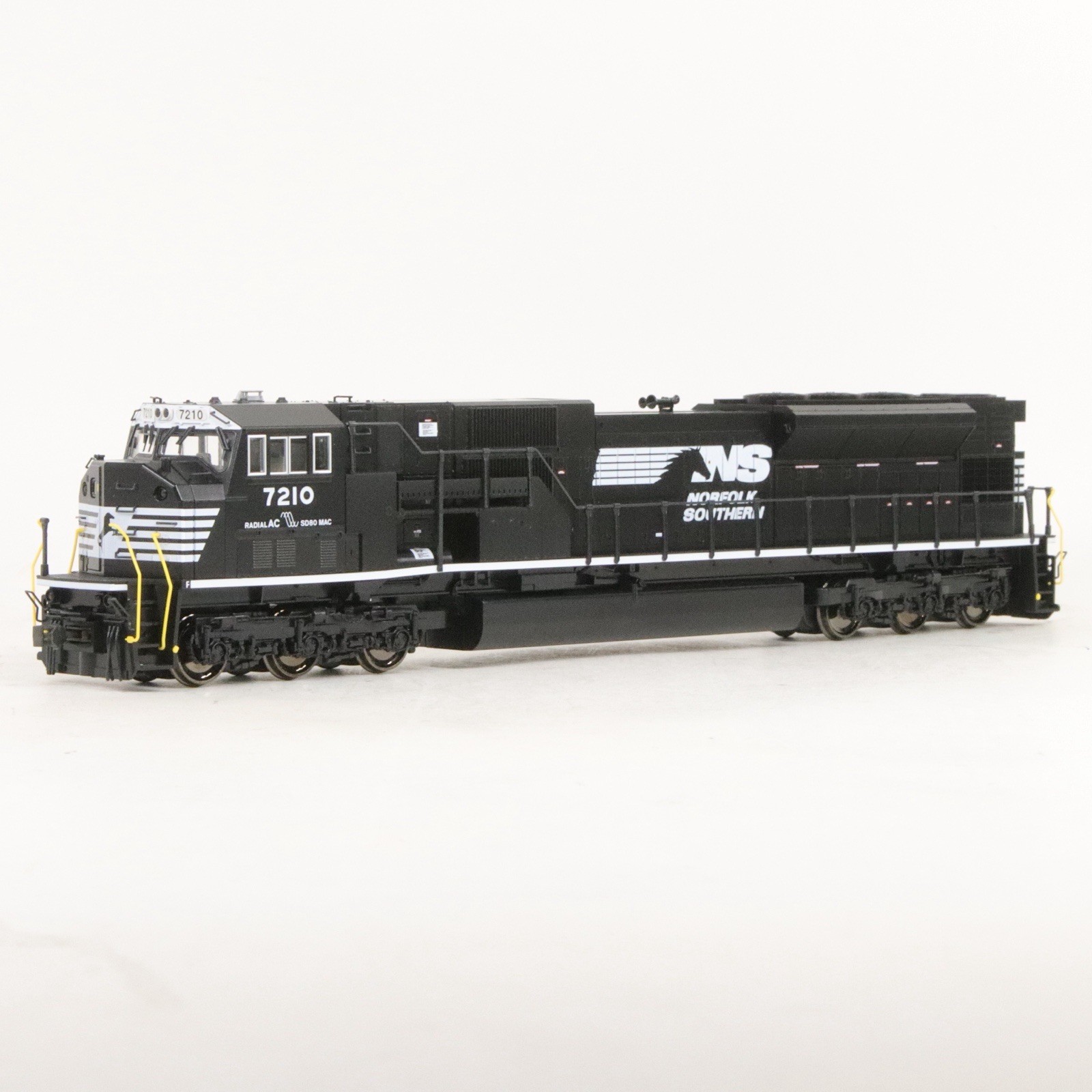 Kato HO Norfolk Southern NS #7210 SD80MAC DCC & Sound Equipped