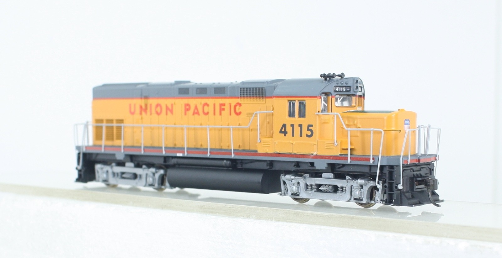 HO Scale Rivarossi Union Pacific Alco C-420 Diesel NEW GEARS Runs Excellent #1
