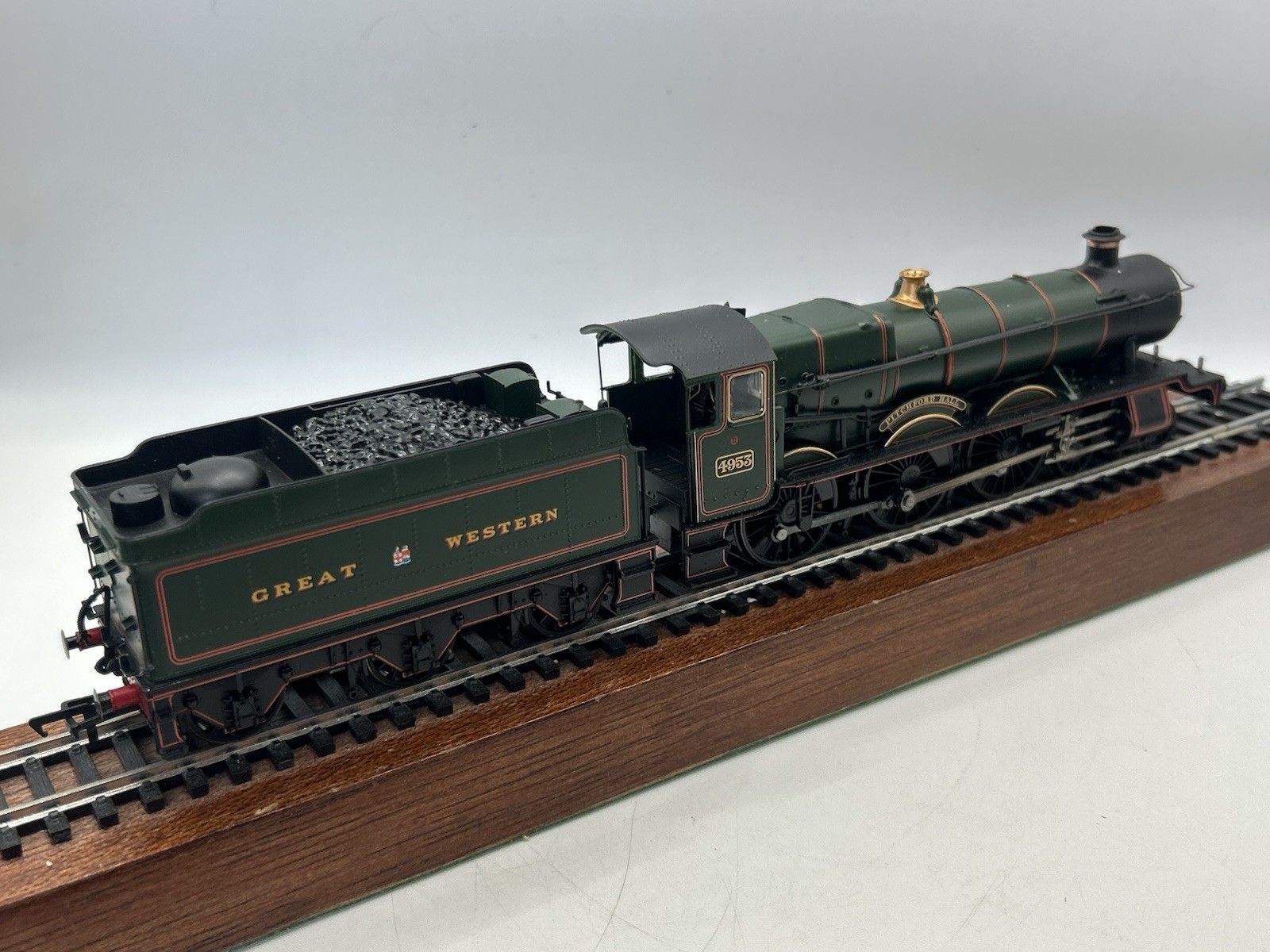 OO Bachmann 32-003Z GWR Hall Class 4-6-0 Locomotive ‘Pitchford Hall’ – EX BOXED