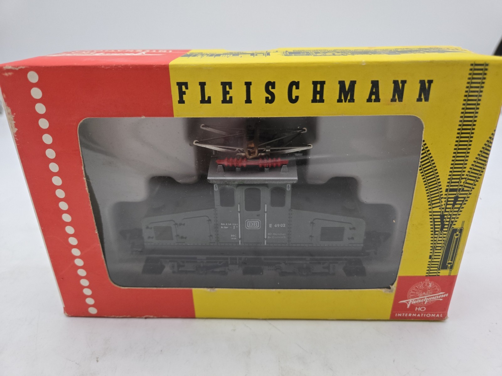 Fleischmann H0 1302G 4300 Elektrolok E-Lok grün BR E69 02 DB