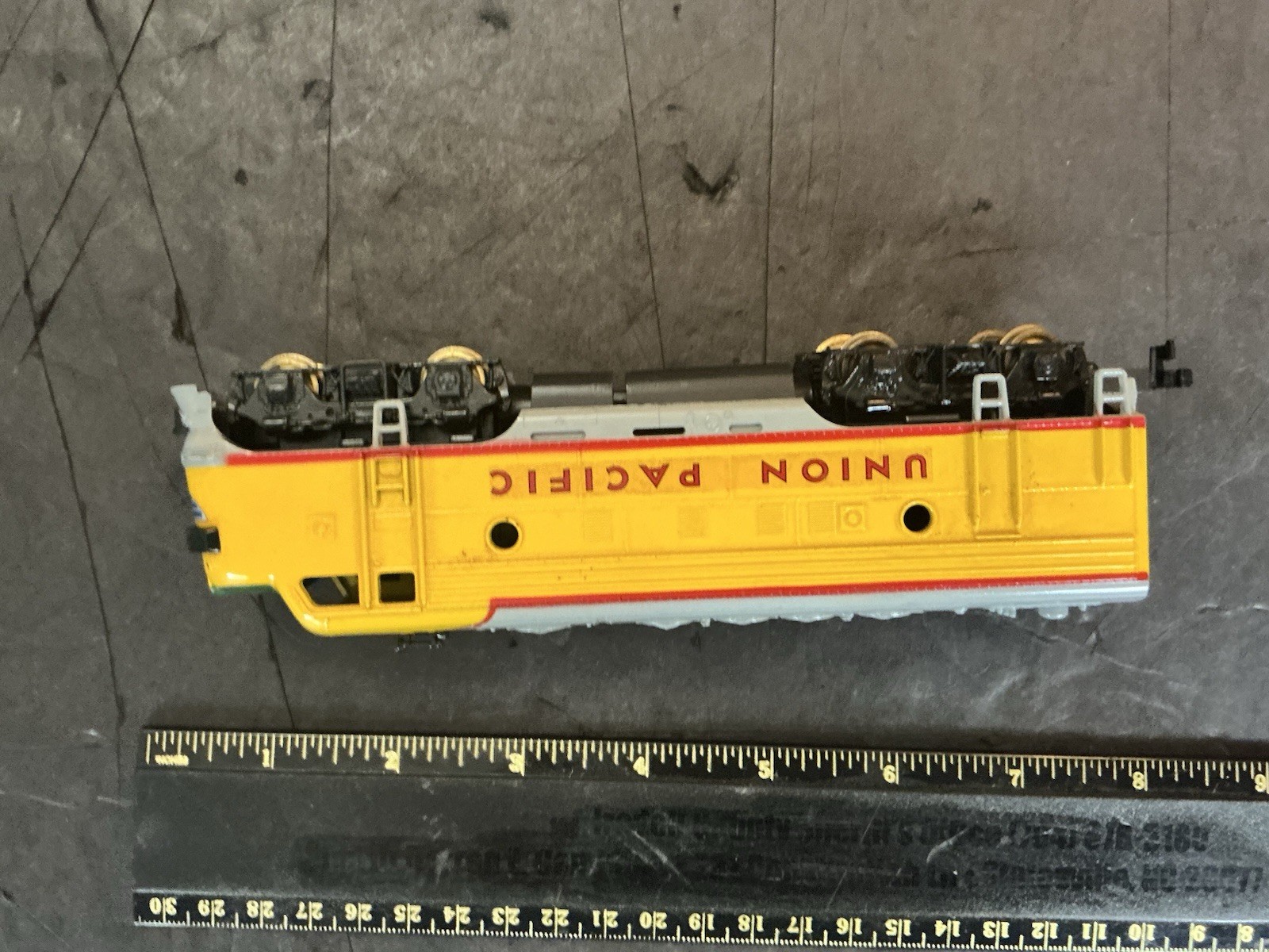 REVELLE HO UNION PACIFIC LOCOMOTIVE 1957