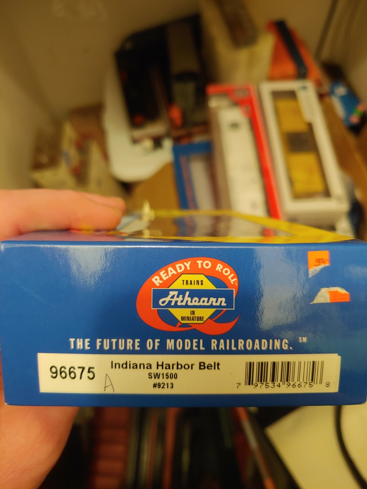 Indiana Harbor Belt SW1500- HO scale DC – Athearn