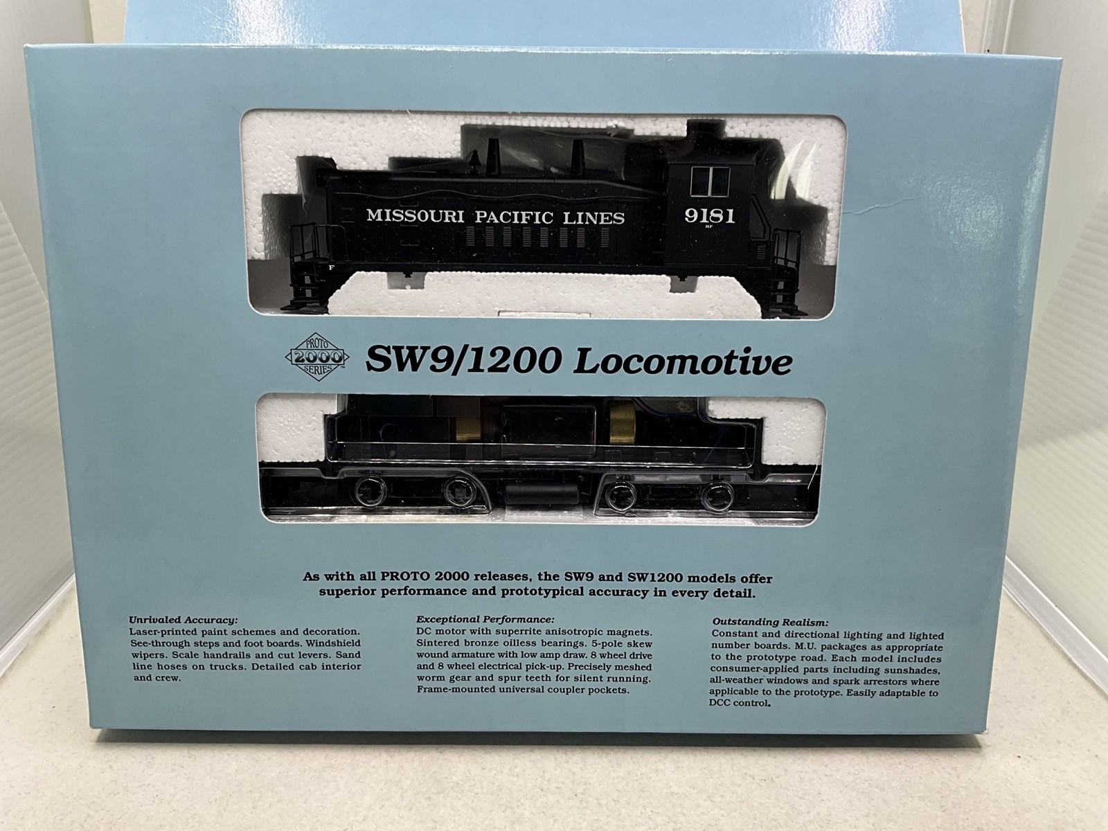 NIB LifeLike HO Scale Missouri Pacific SW9 Switcher Locomotive #9181 #21157