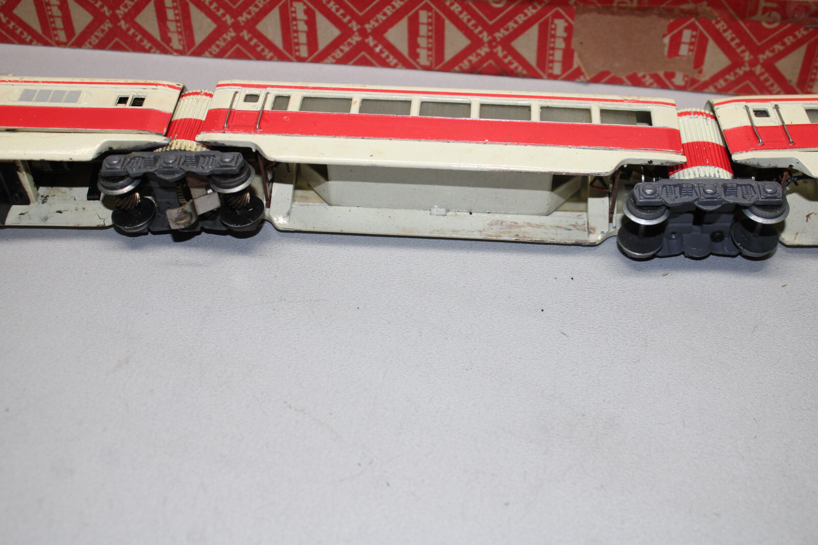 Märklin ST800 R Express Multiple Unit Train Gauge H0 Diamond Box