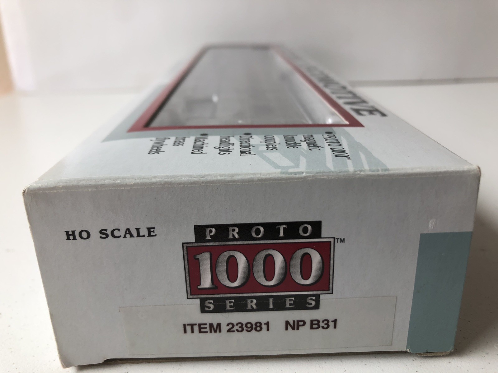 Proto 1000 BUDD RDC Locomotive Northern Pacific #23981 #NP B31