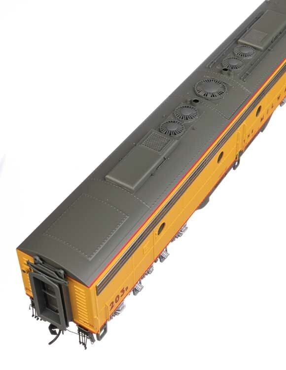 Walthers Proto HO Scale ~ EMD E9A/B ~ DCC Sound ~ San Francisco ~ Milwaukee Road