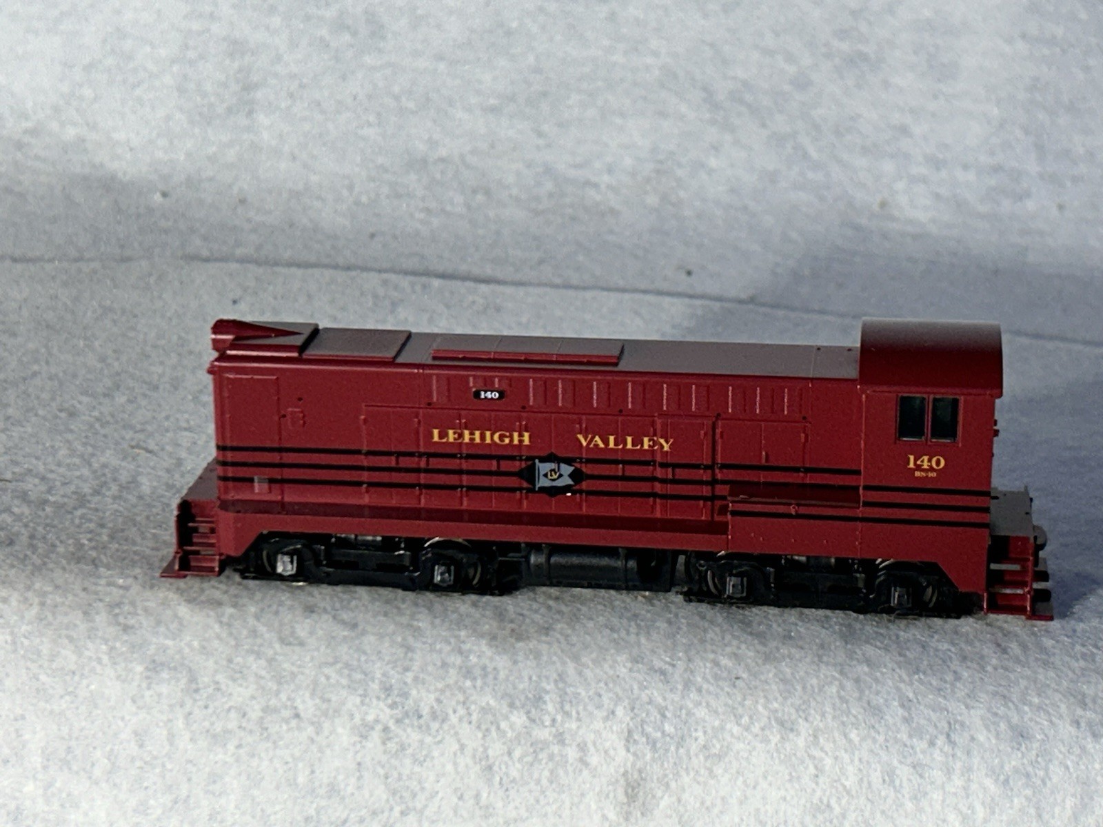 Nice Stewart Lehigh Valley RR Baldwin S-12 Loco HO