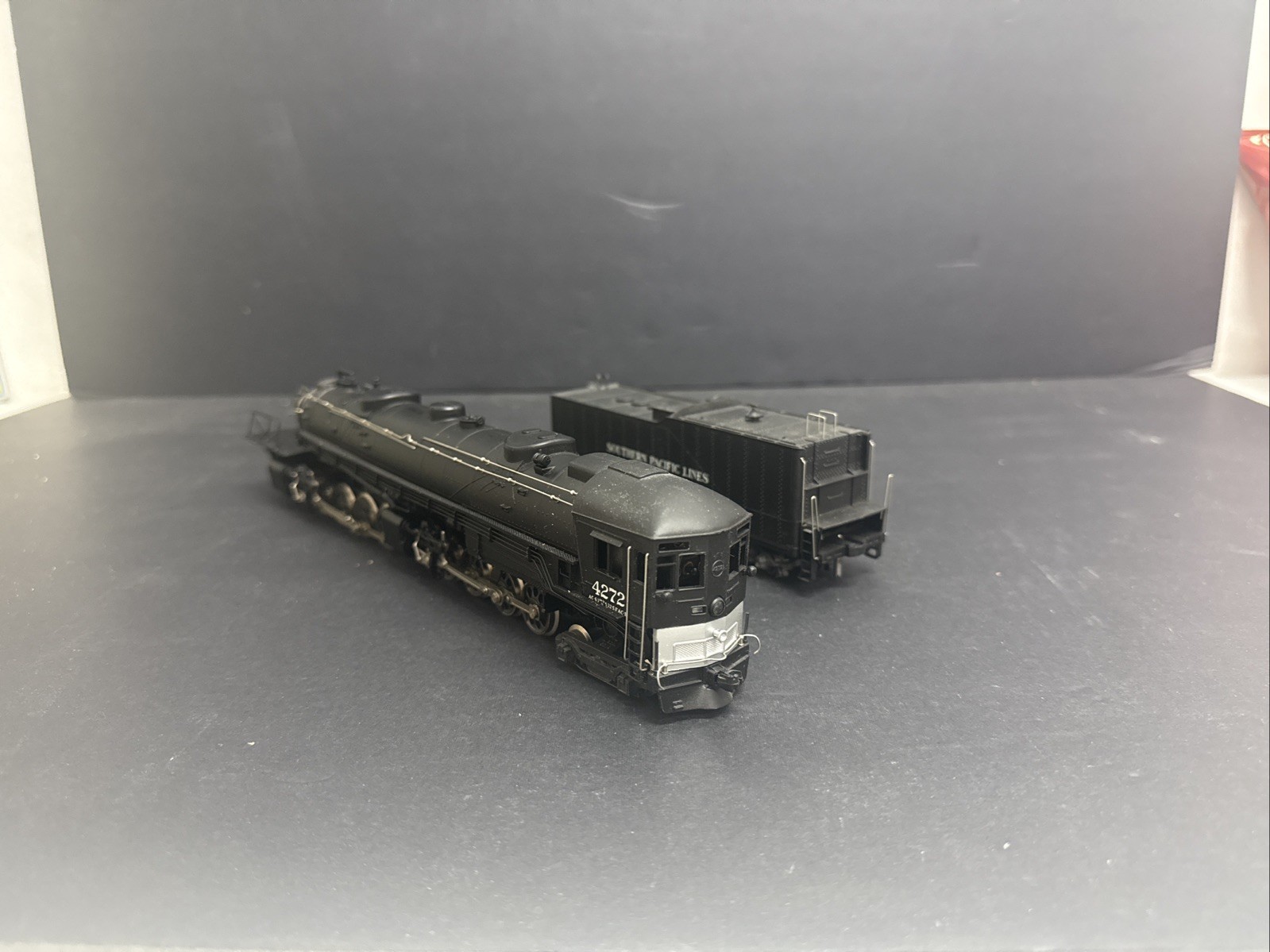 Rivarossi 1248 HO Scale Cab-Forward AC11 4-8-8-2 Southern Pacific with Headlight