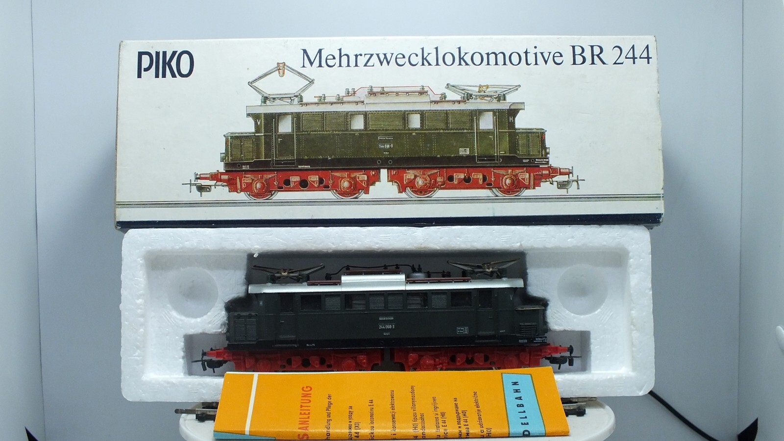 Vintage Piko H0 BR 244 068 3 E44 DR Electric Locomotive.
