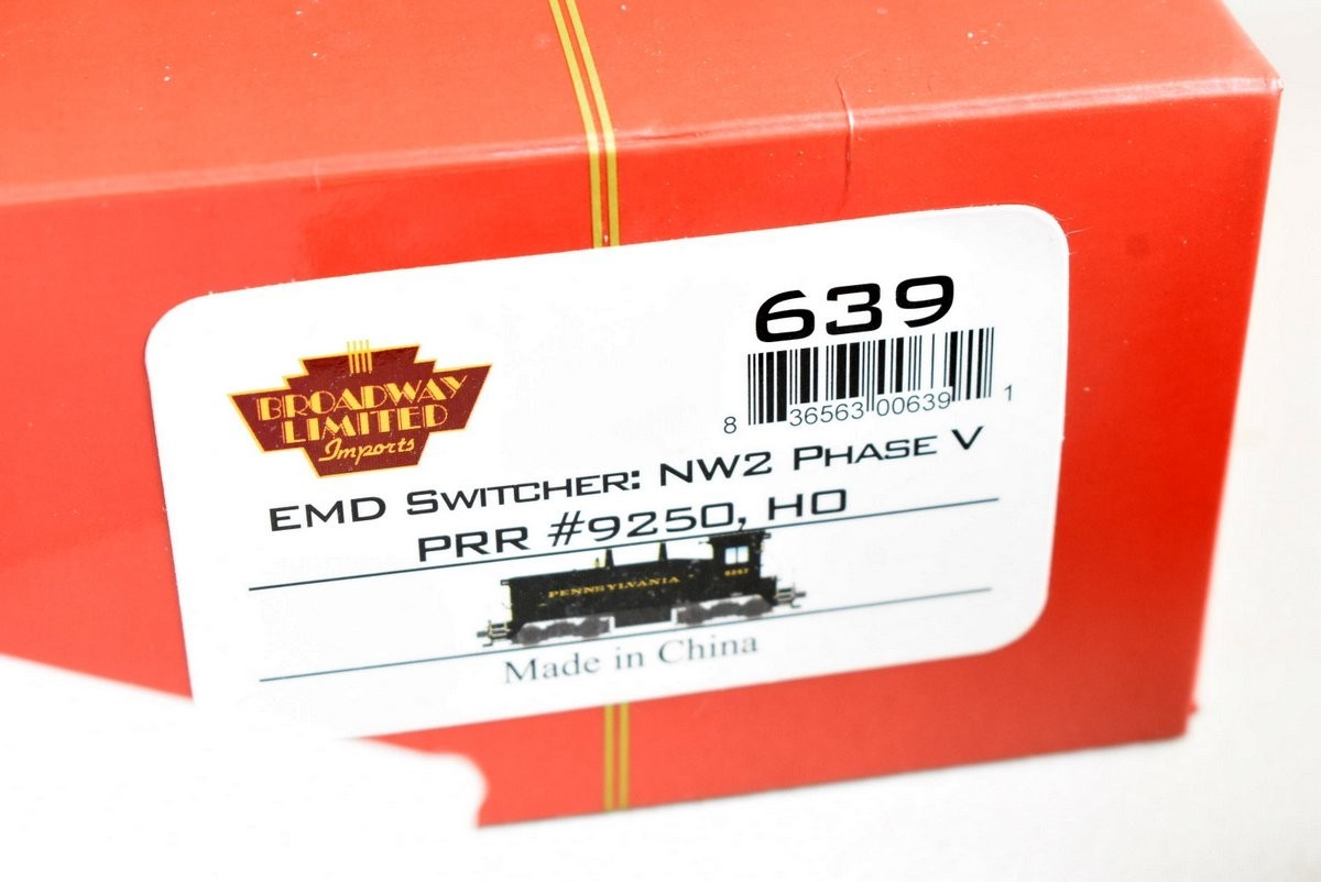 HO-Broadway Limited 639 Pennsylvania RR EMD Switcher NW2 Phase V #9250 w/ Sound