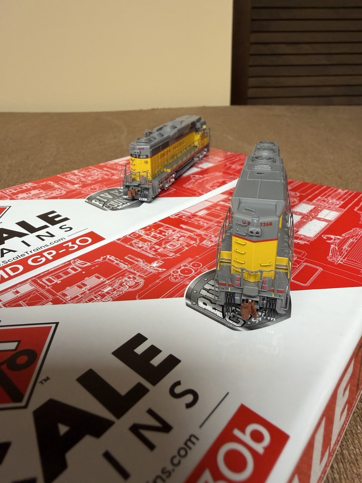 N Scale Scaletrains Rivet Counter Union Pacific GP30 And GP30B