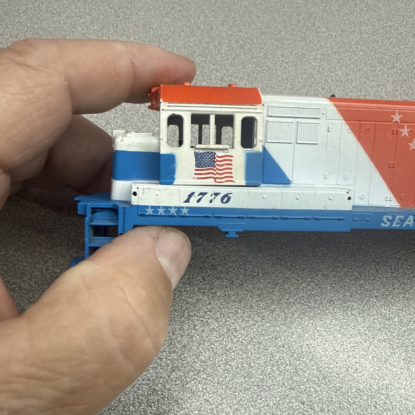 Athearn Shell Only Seaboard Coastline Bicentennial Paint Ho Shell Only