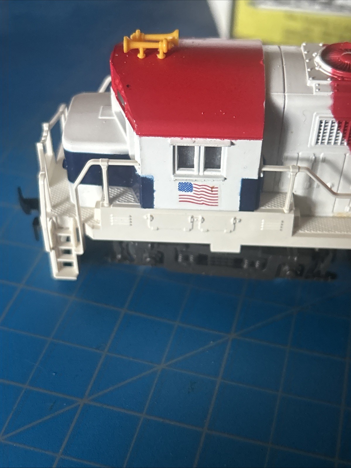 AHM #5015-H HO Scale Spirt of 1776 ALCO Century 424 Locomotive Runs Boxed