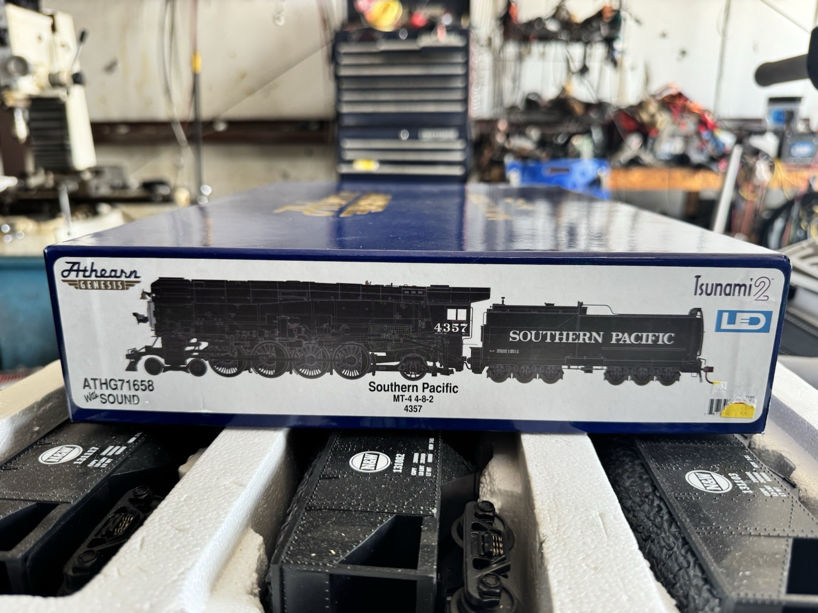Athearn HO 4-8-2 MT-4 With DCC & Sound, SP/Skyline Casing#4357
