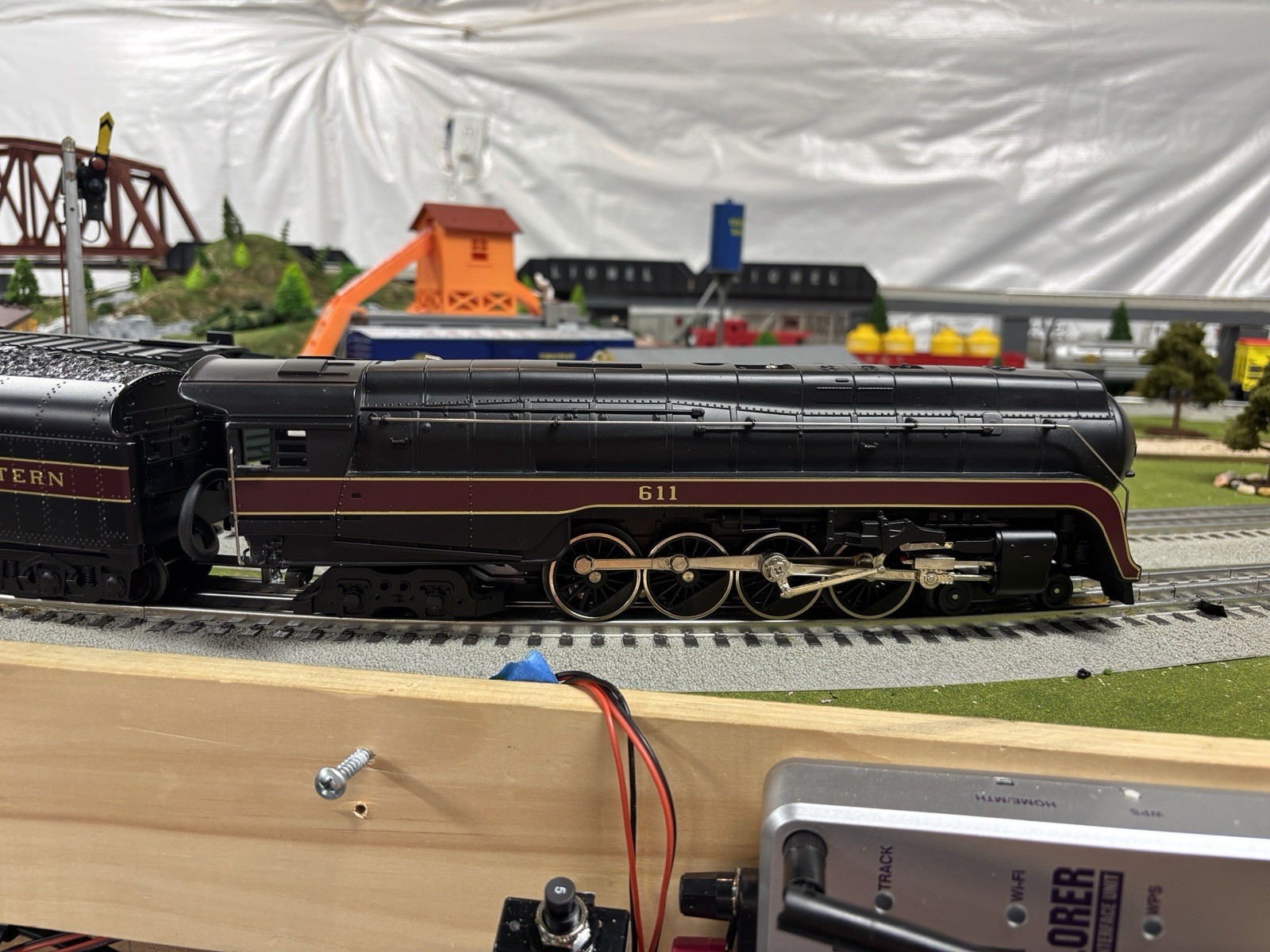 MTH RAILKING NORFOLK AND WESTERN J STEAM ENGINE #611 AND TENDER -UPGRADED TO PS1