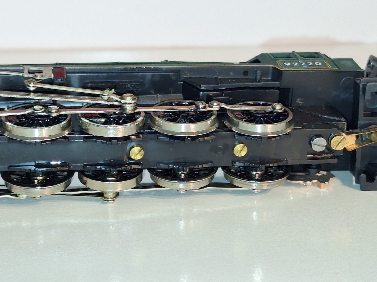 Hornby R065 BR 9F Evening Star Loco #92220. New Old Stock. Mint Cond. Boxed. OO