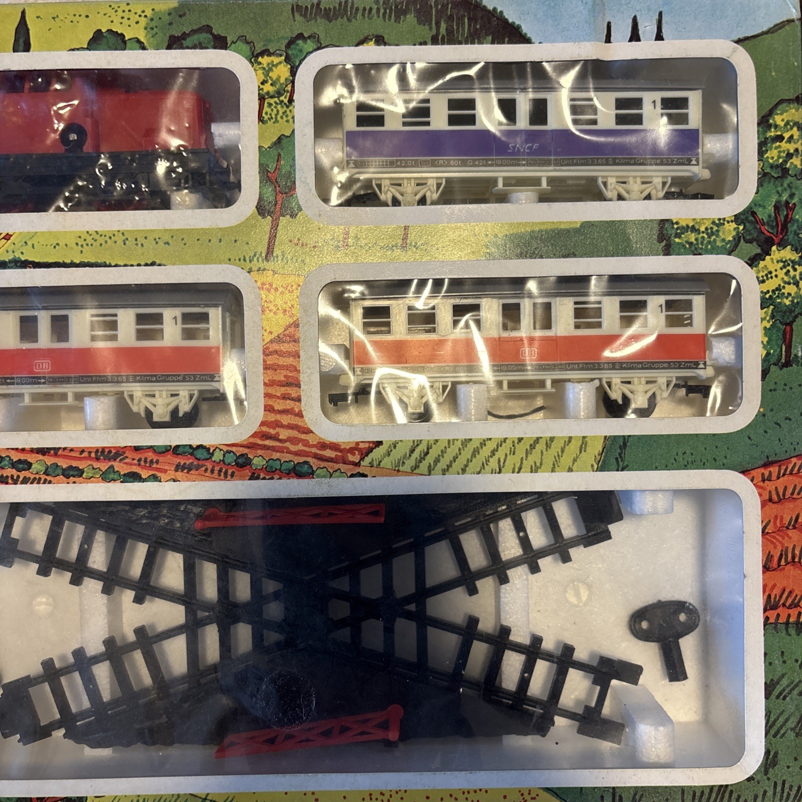 Vintage LIMA CRICK Wind Up Mechanical Train Set + Tracks 9960 w/ Box – Works!