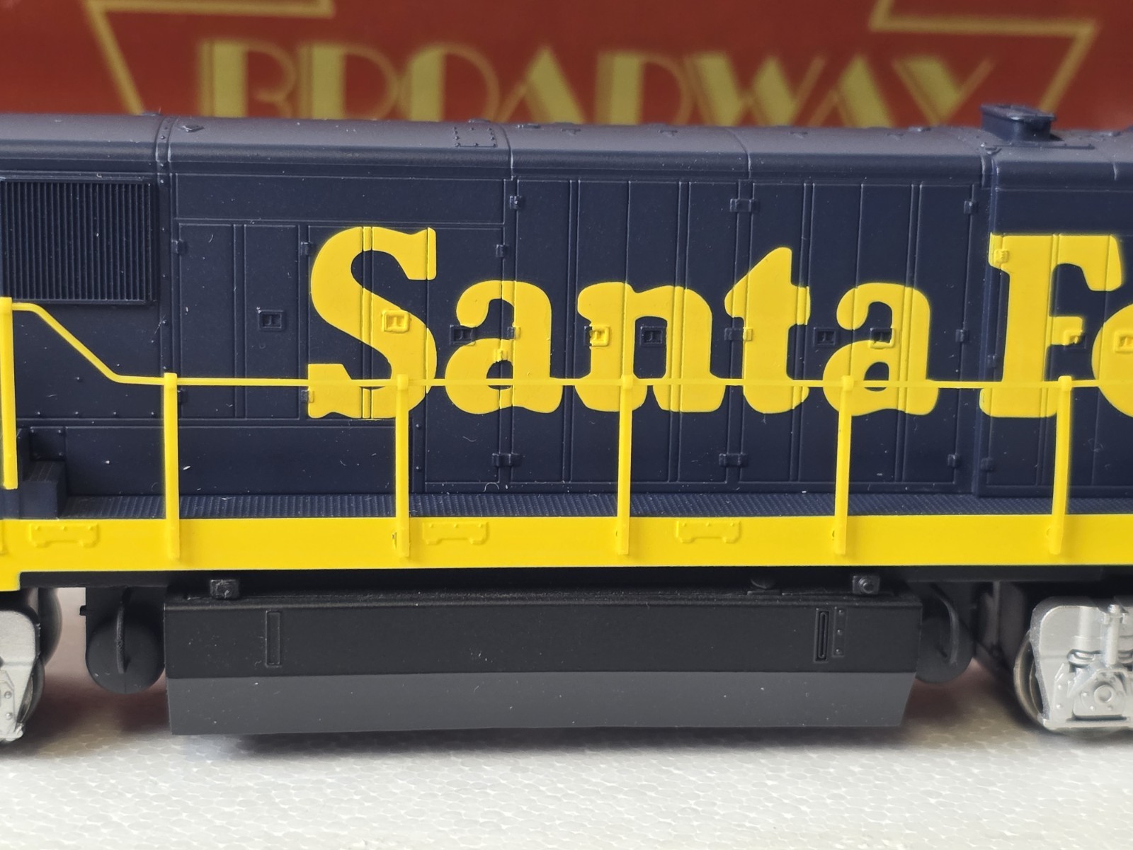 Broadway Limited C30-7 Santa Fe ATSF 8010 DCC w/Sound HO scale