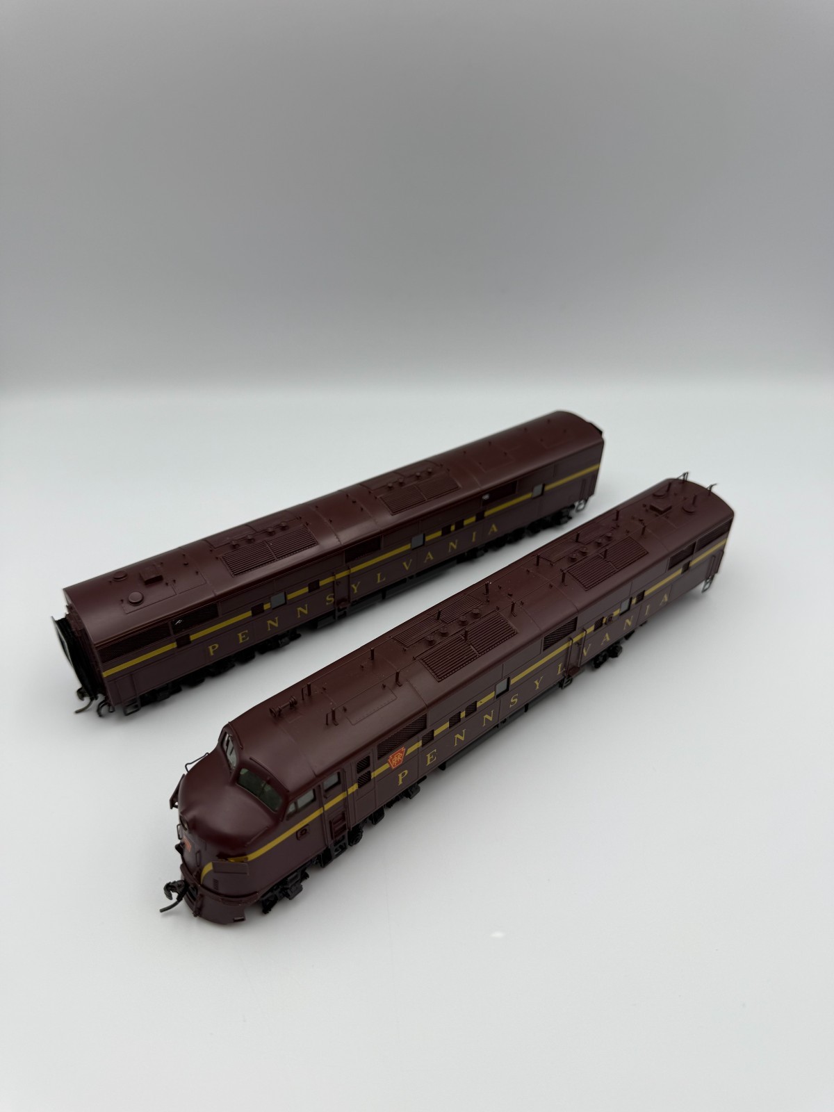 HO Brass Oriental Limited E7A/E7B Ph. II Set. Pennsylvania. Factory Paint. IOB.