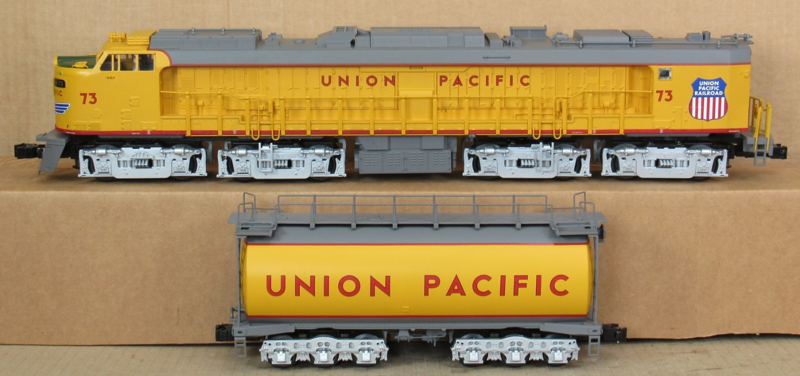 Lionel 18149 Union Pacific Veranda Gas Turbine & Tender #73 w/TMCC/RS O-Gauge