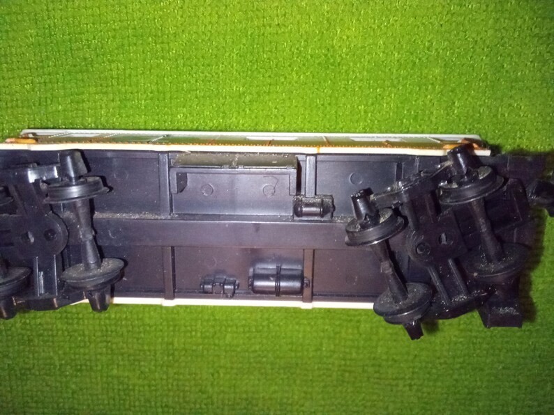 Vintage Mantua-Tyco HO Gauge Illinois Central Gulf 4301 Locomotive Caboose As-Is