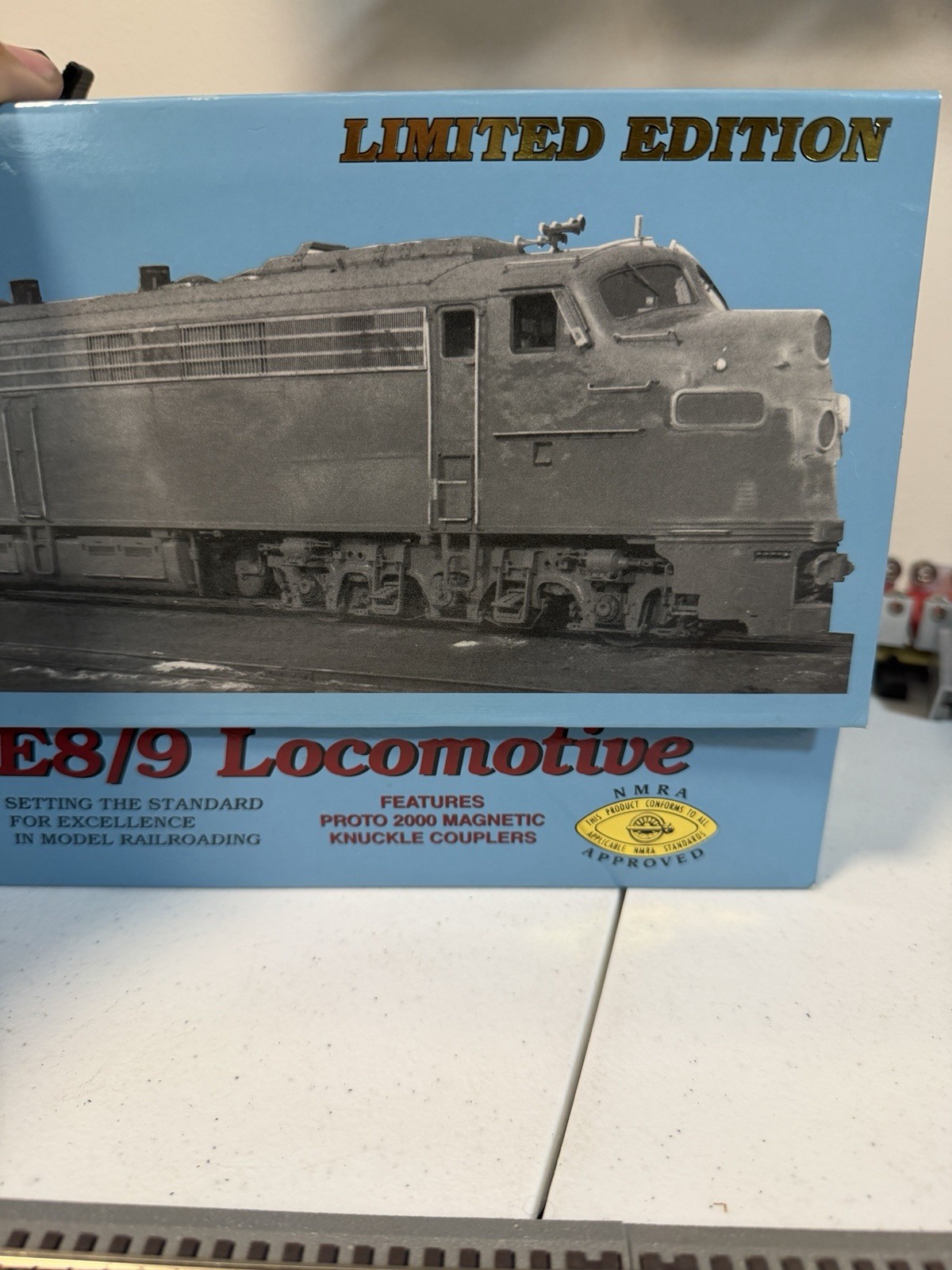 Proto 2000 Ho 1/87 Limited Editon Frisco E8/9 Diesel Locomotive #2022 LN/OB Rare