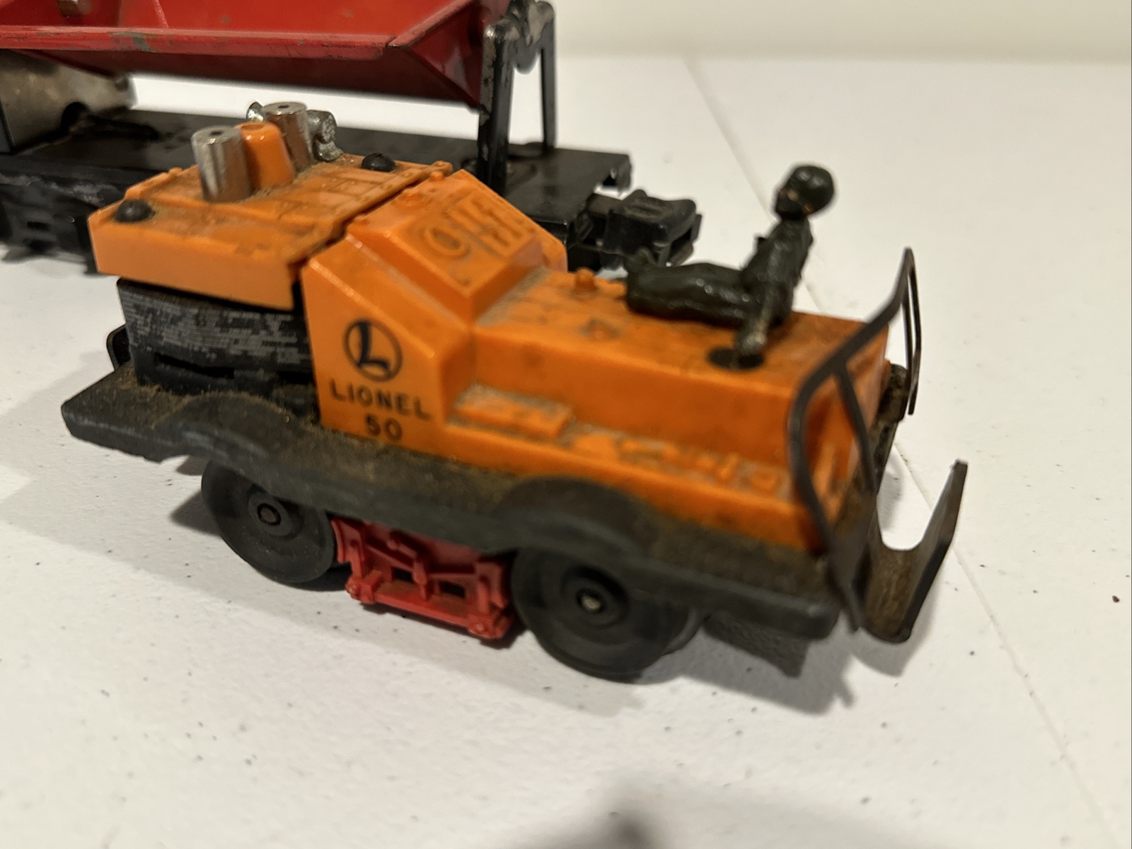 Vintage Post War O Gauge Lionel No 50 Gang Car and Dump Car 3659