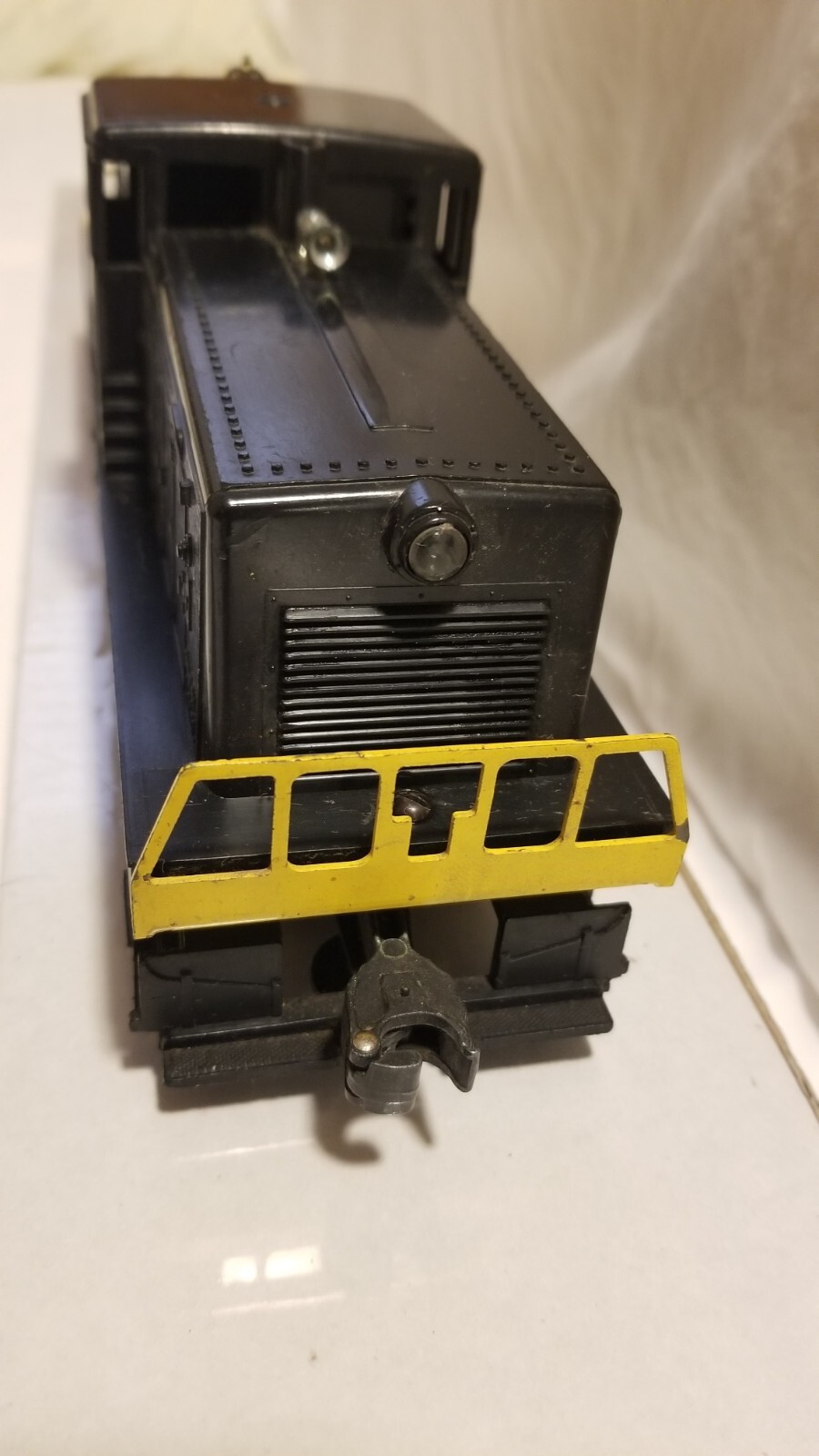 1956 Lionel 628 Northern Pacific Diesel Switcher – Good Condition