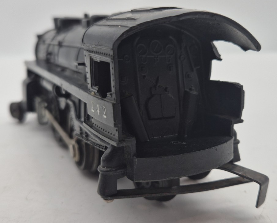 Lionel #242 O Gauge Steam Locomotive Black Not Sure It Works Untested Needs Work