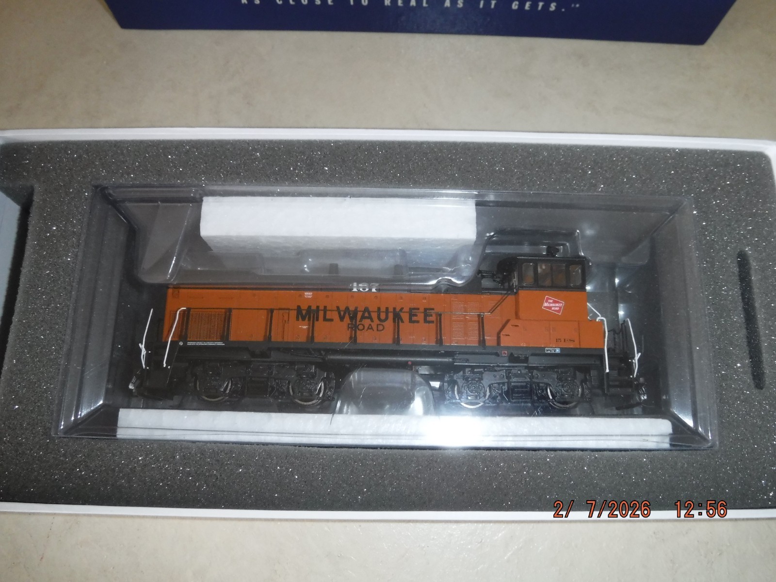 ATHEARN GENESIS HO MILWAUKEE ROAD MP-15-AC SWITCHER LOCOMOTIVE #467 DCC FITTED